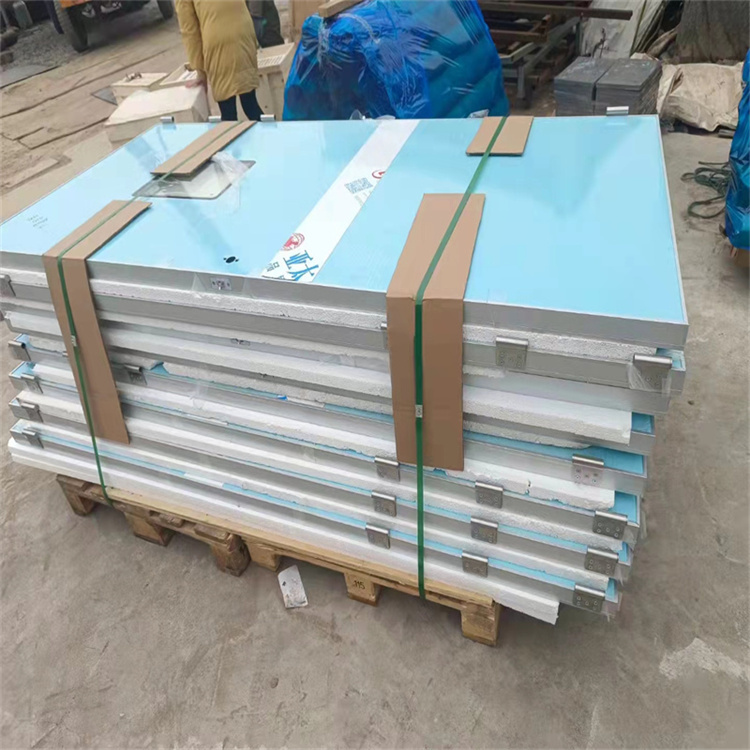 定西工业防护先锋：定制化铅门解决方案全解析